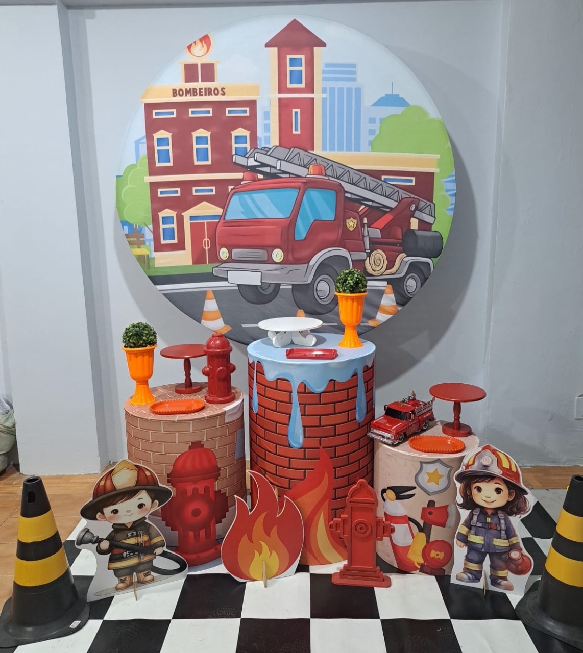Bombeiro (A) (Kit 2) - Déh Decorações 