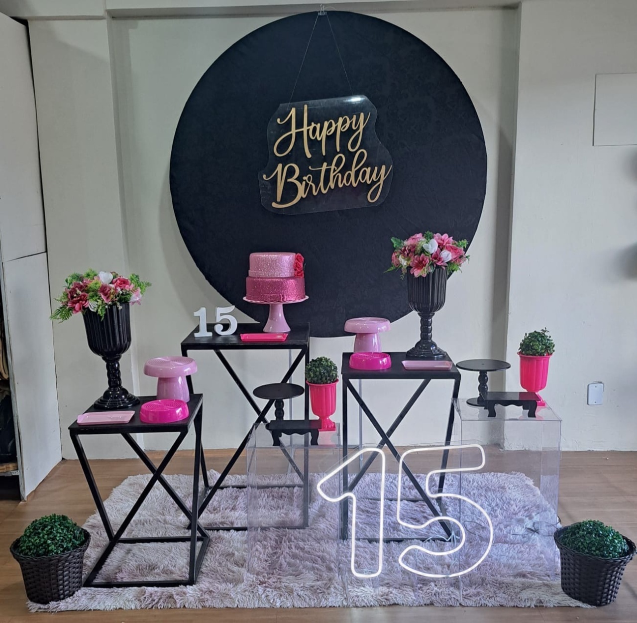 Kit Preto E Pink 15 Anos - Déh Decorações 