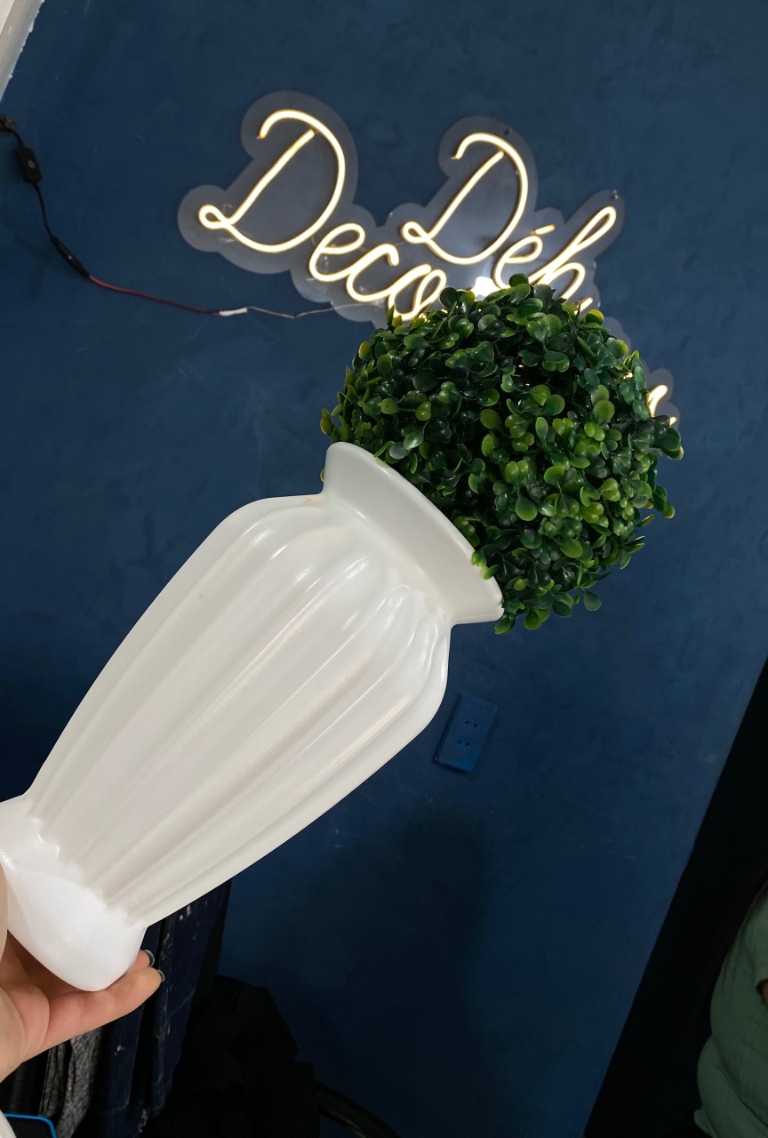 Vaso Branco Com Buchinho P - Déh Decorações 