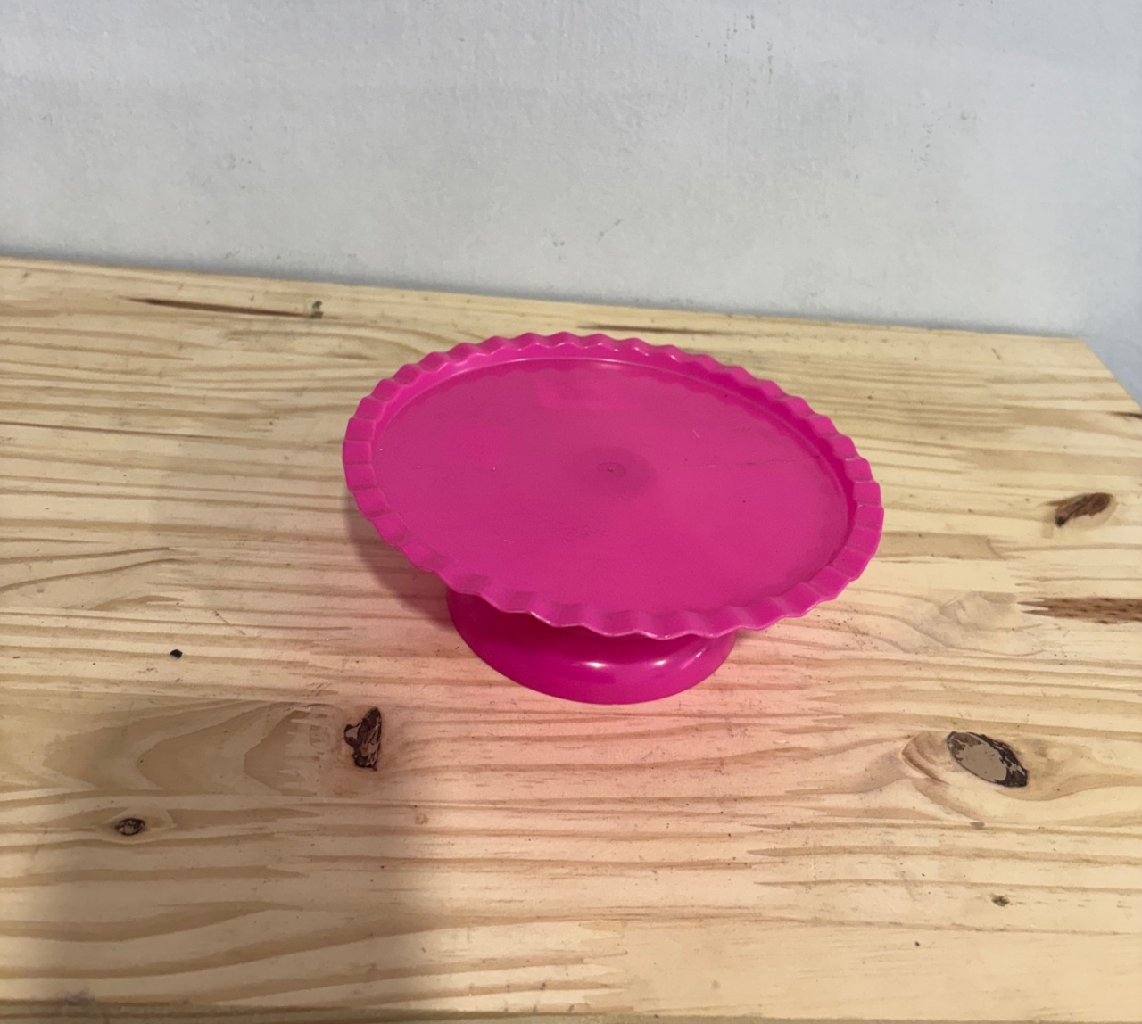 Bandeja Rosa Babado Redonda - Déh Decorações 
