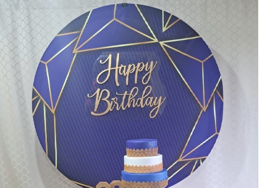 Capa Painel Azul Royal E Dourado - Déh Decorações 