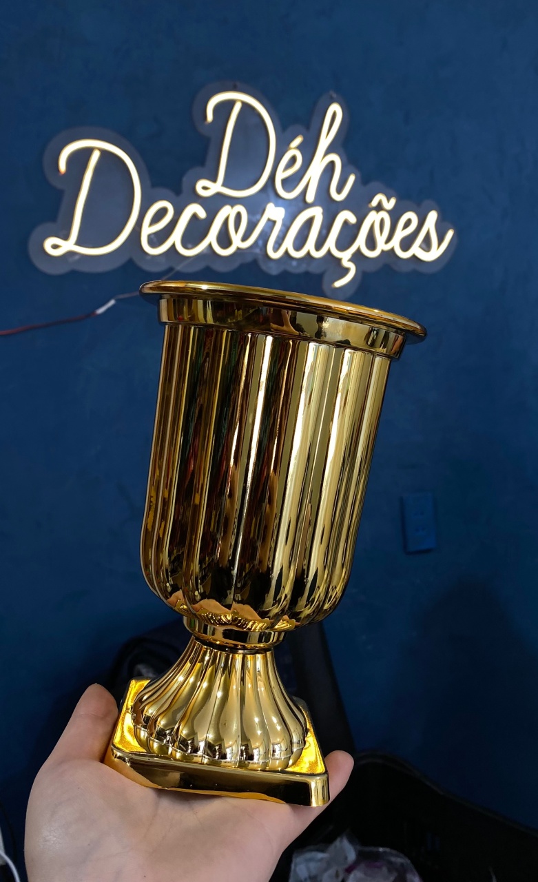 Vaso Dourado 2 - Déh Decorações 