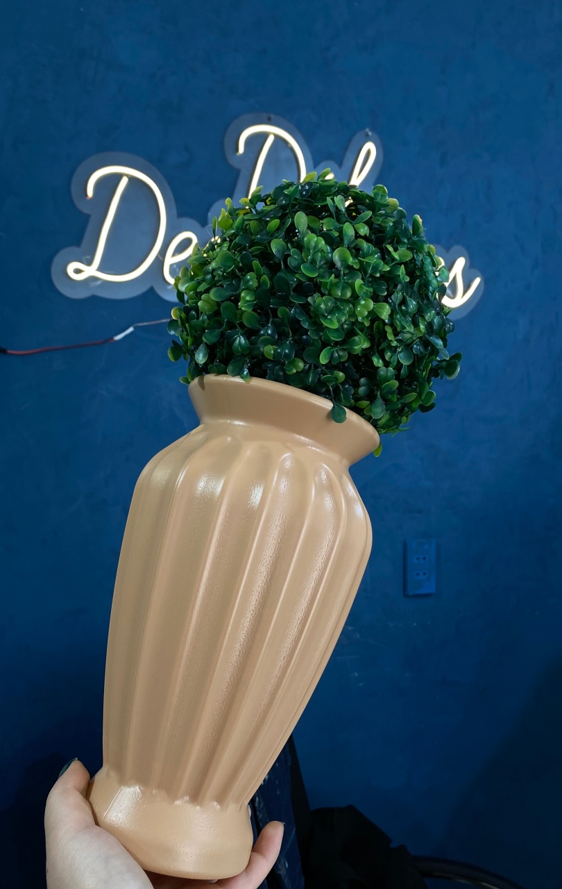 Vaso Marrom Com Buchinho P - Déh Decorações 