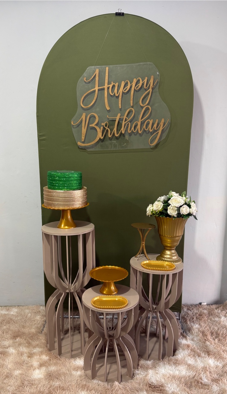 Decoração Verde E Dourado - Déh Decorações 