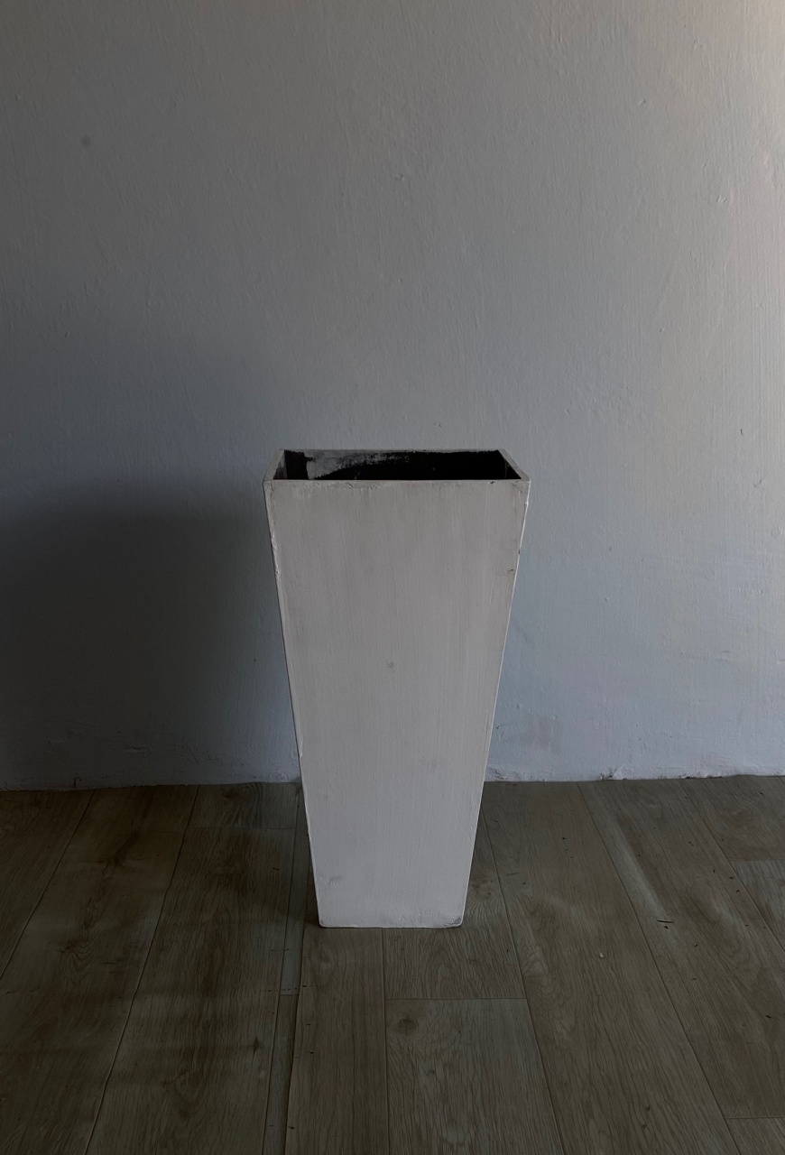 Cachepô Alto Branco de Chão  - Déh Decorações 