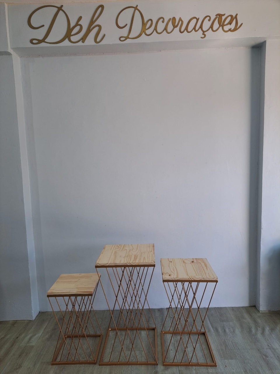Trio  de Mesas X - Déh Decorações 
