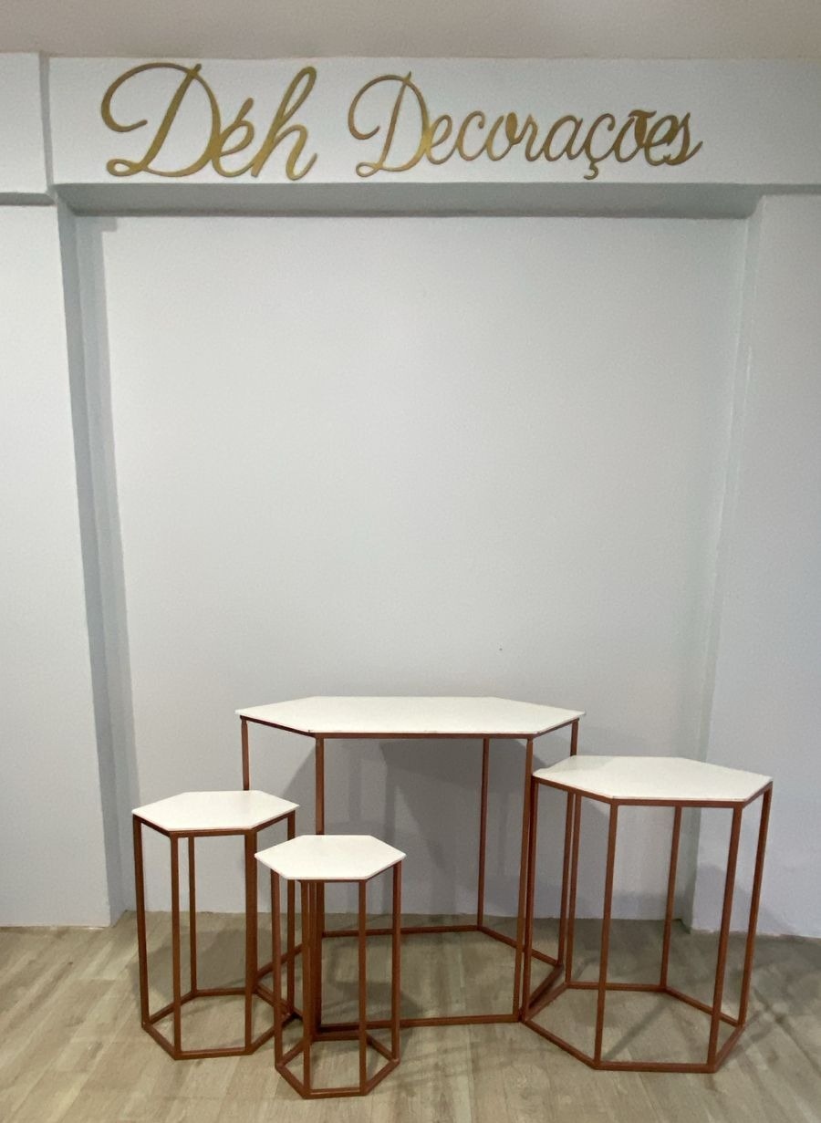 Mesa Sextavada  - Déh Decorações 