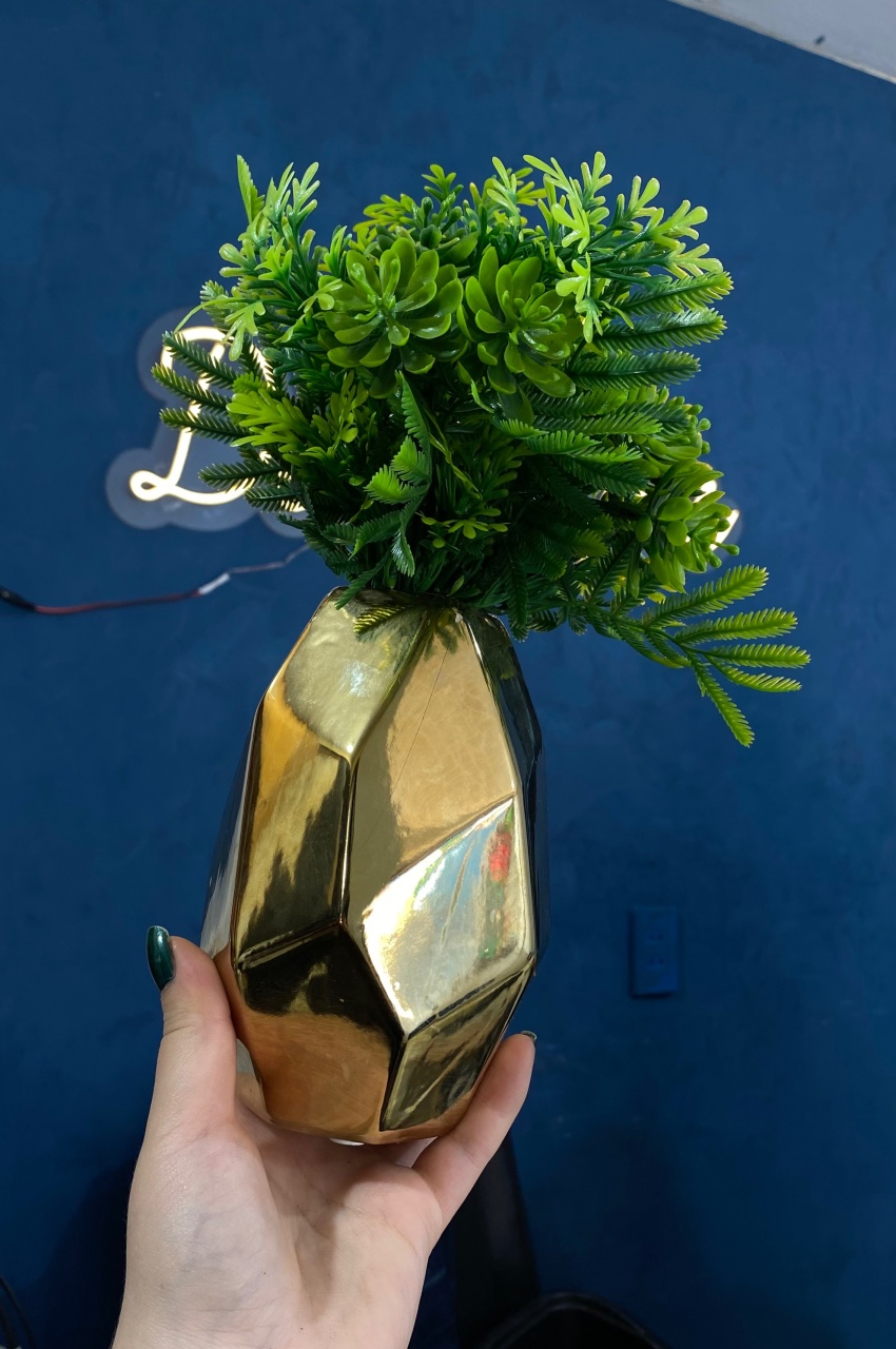 Vaso Dourado P Com Ramos  - Déh Decorações 