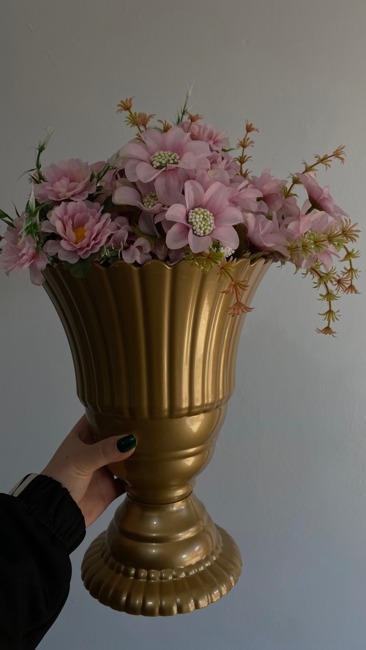 Vaso Dourado G Com Flor  - Déh Decorações 