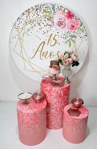 Alugue Decoração Tema 15 Anos    ( Modelo 1 )  - BGI FESTAS