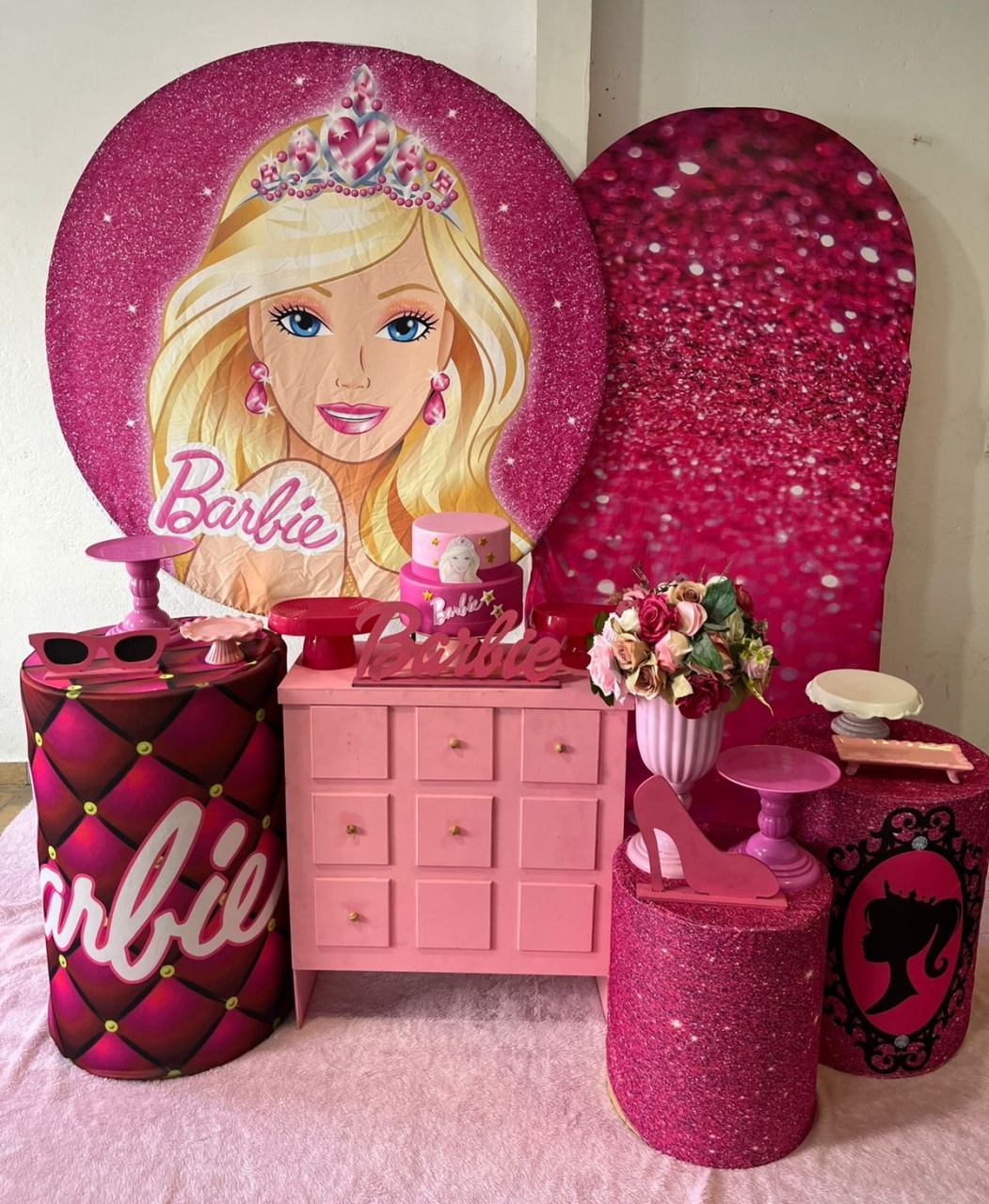 Alugue Decoração Tema Barbie (Modelo 3)    - BGI FESTAS