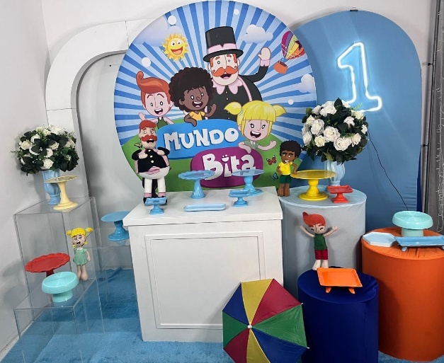 Alugue Decoração Tema Mundo Bita (Modelo 3 ) - BGI FESTAS