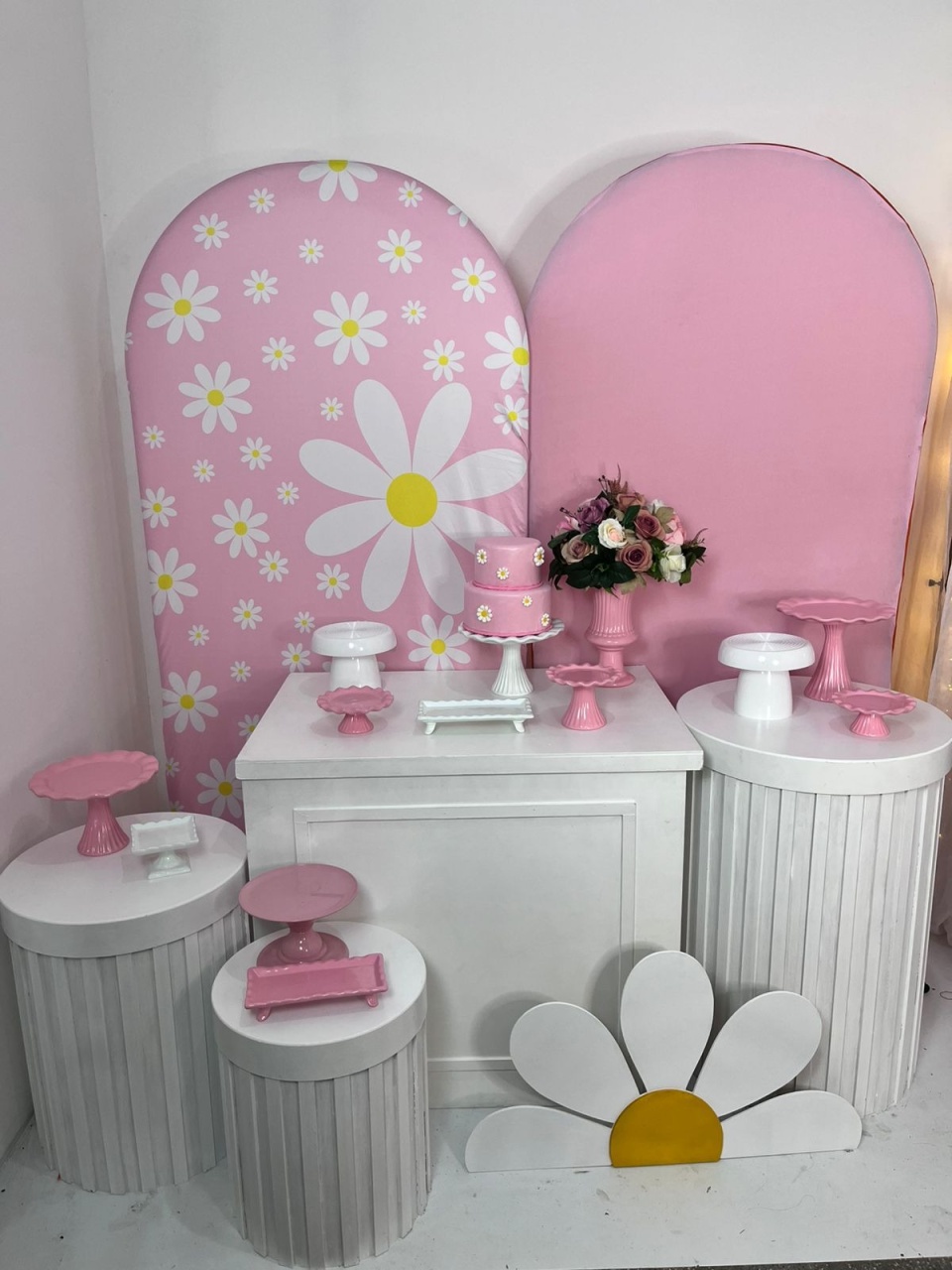 Alugue Decoração Tema Margaridas ( Modelo 2 )    - BGI FESTAS