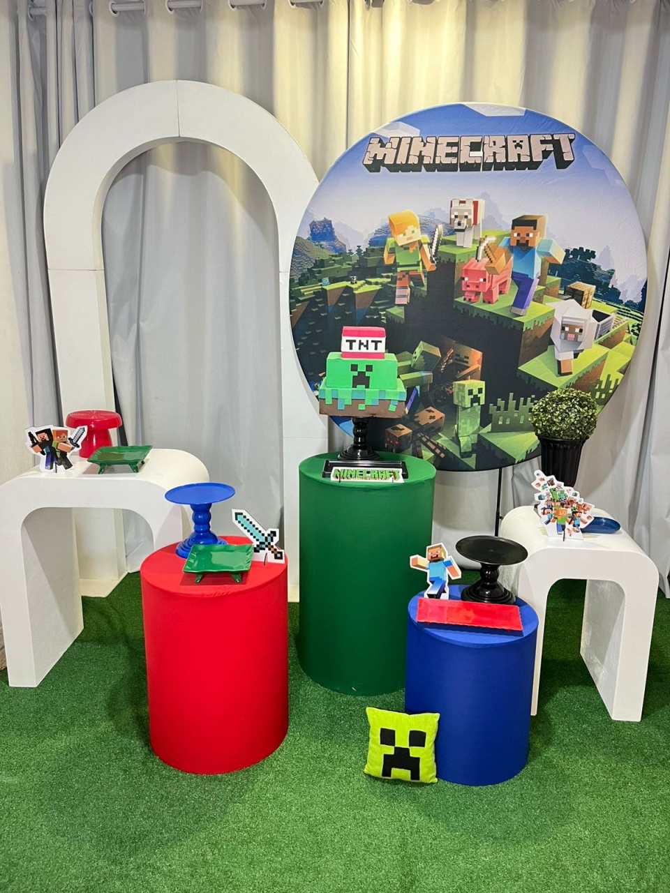 Alugue Decoração Tema Minecraft ( Modelo 4 )    - BGI FESTAS