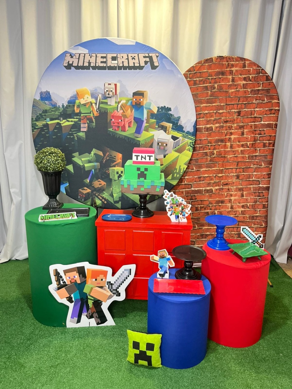Alugue Decoração Tema Minecraft ( Modelo 3 )   - BGI FESTAS