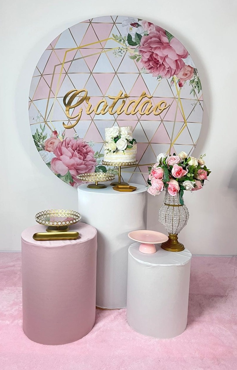 Alugue Decoração Tema Gratidão Rosa  (Modelo 1)     - BGI FESTAS