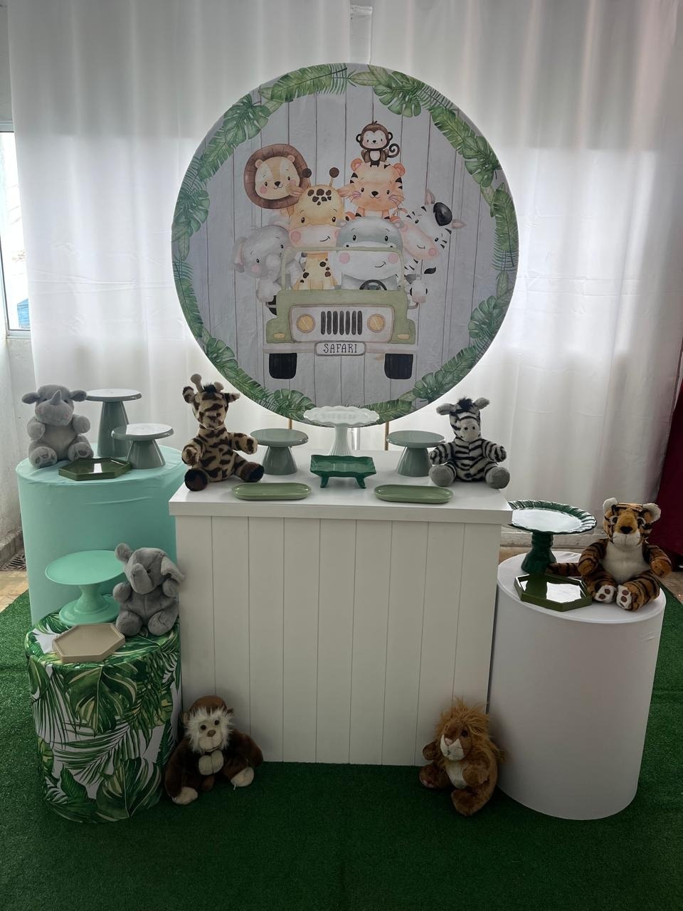 Alugue Decoração Tema Safari  ( Modelo 3 )      - BGI FESTAS