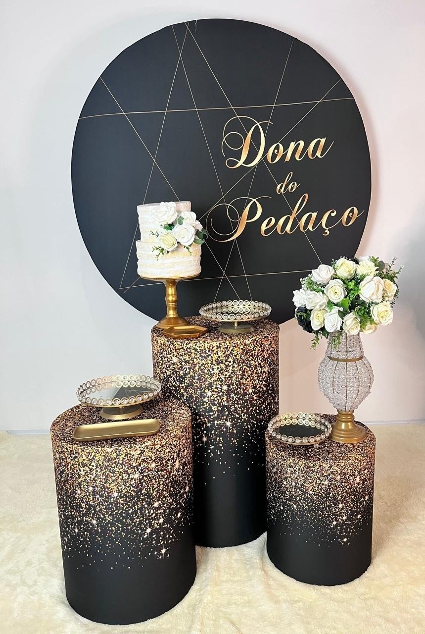 Alugue Decoração Tema Dona Do Pedaço Preto  (Modelo 1 )         - BGI FESTAS