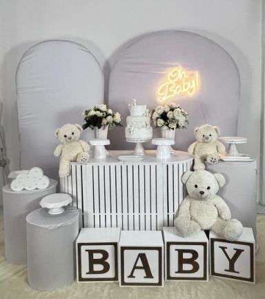 Alugue Decoração Tema Chá Revelação Branco  - BGI FESTAS