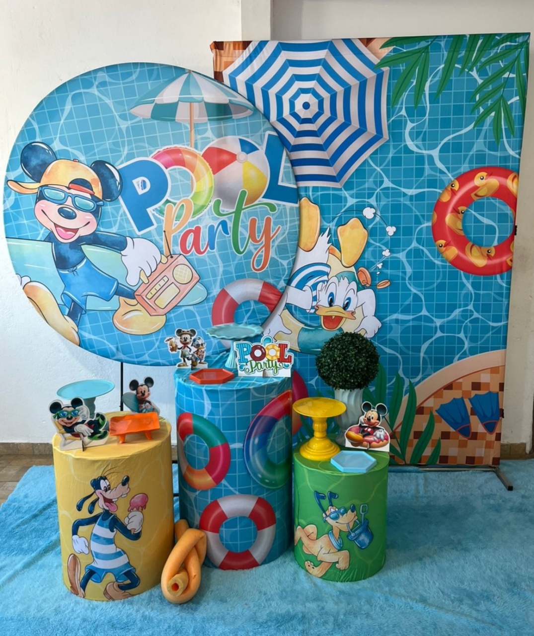Alugue Decoração Tema Mickey Pool Party (Modelo 2)  - BGI FESTAS
