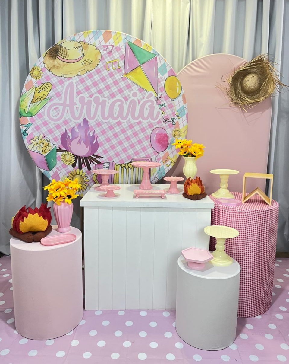Alugue Decoração Tema Arraia Rosa ( Modelo 2) - BGI FESTAS