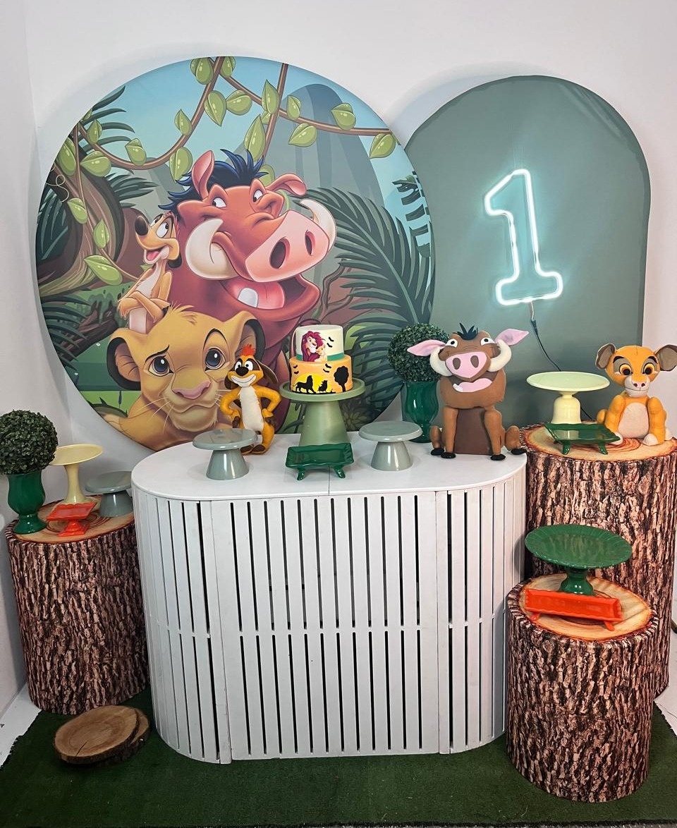 Alugue Decoração Tema Rei Leão  ( Modelo 3 )    - BGI FESTAS