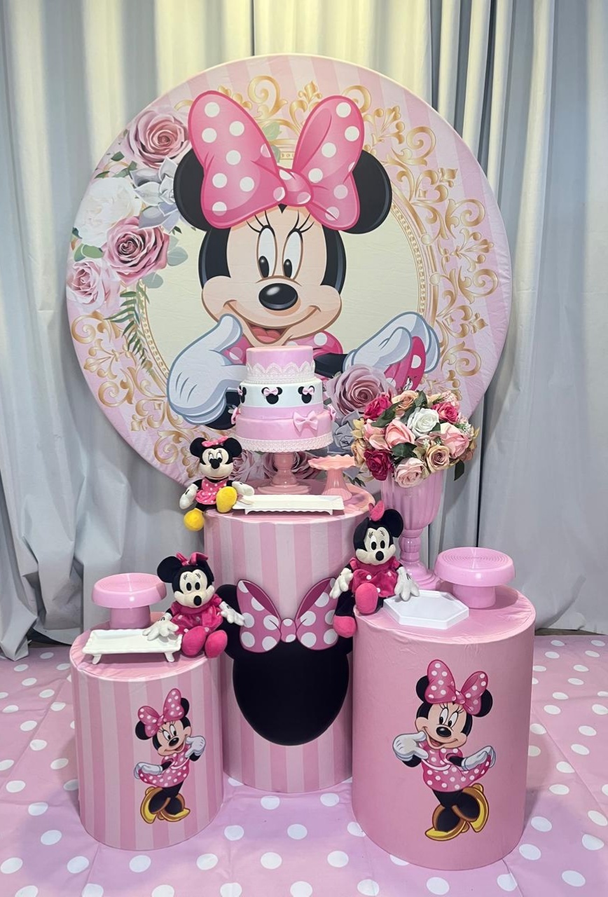 Alugue Decoração Tema Minnie Rosa ( Modelo 1) - BGI FESTAS