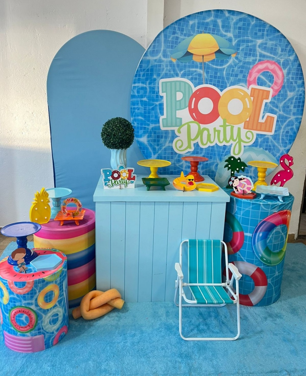 Alugue Decoração Tema Pool Party (Modelo 2)    - BGI FESTAS