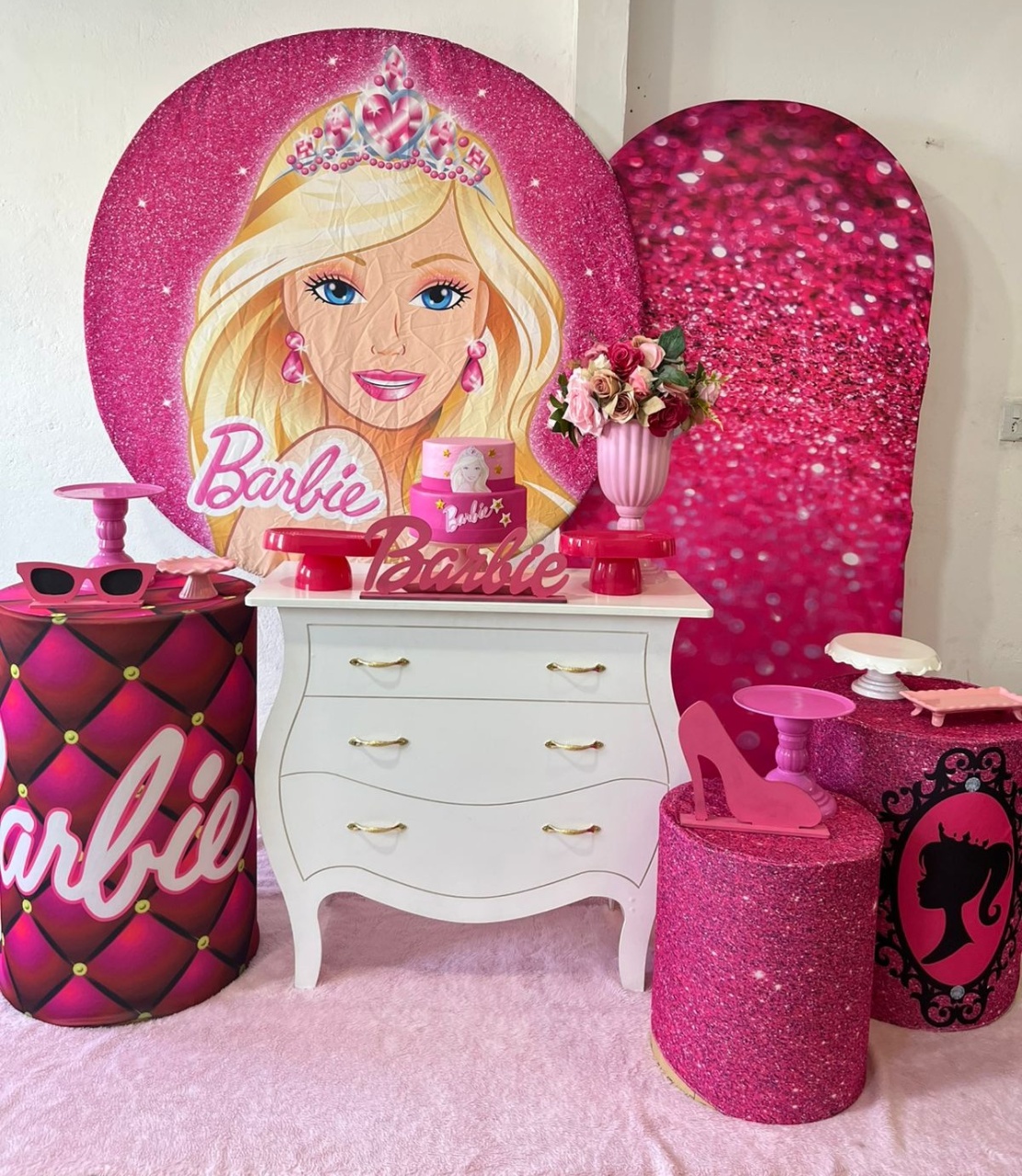 Alugue Decoração Tema Barbie (Modelo 4)    - BGI FESTAS