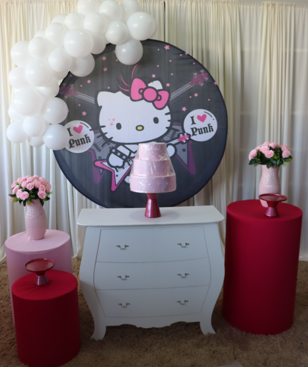 Tema Hello Kitty  - belas festa 