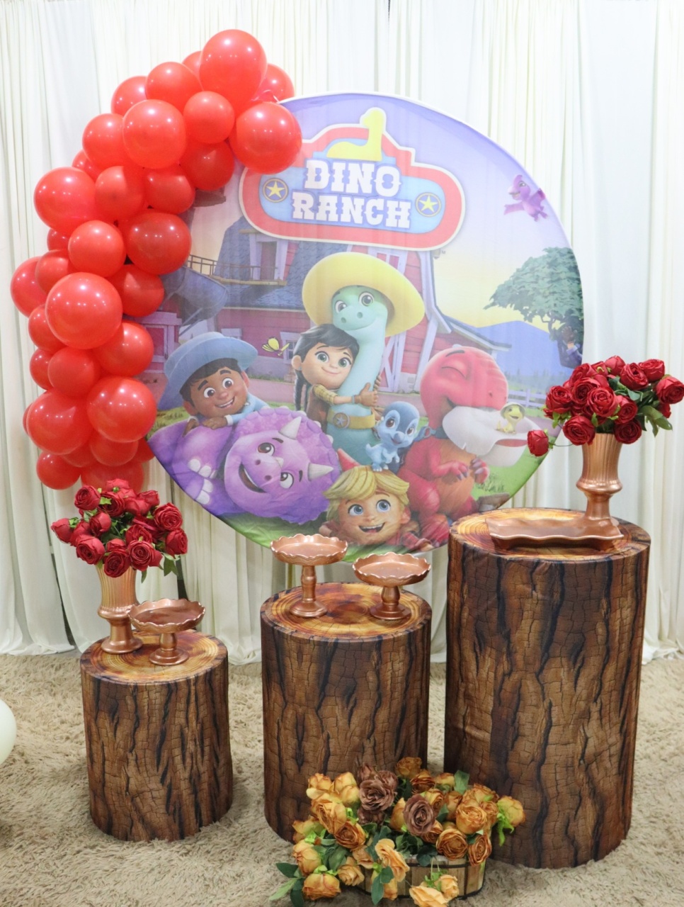 Tema Dino Ranch - belas festa 
