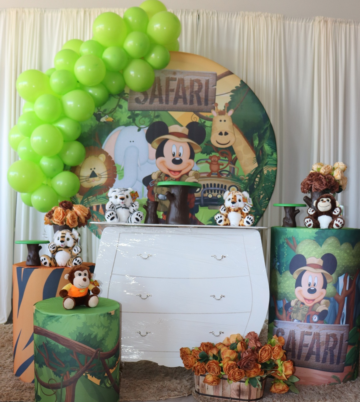 Tema Safari Do Mickey  - belas festa 