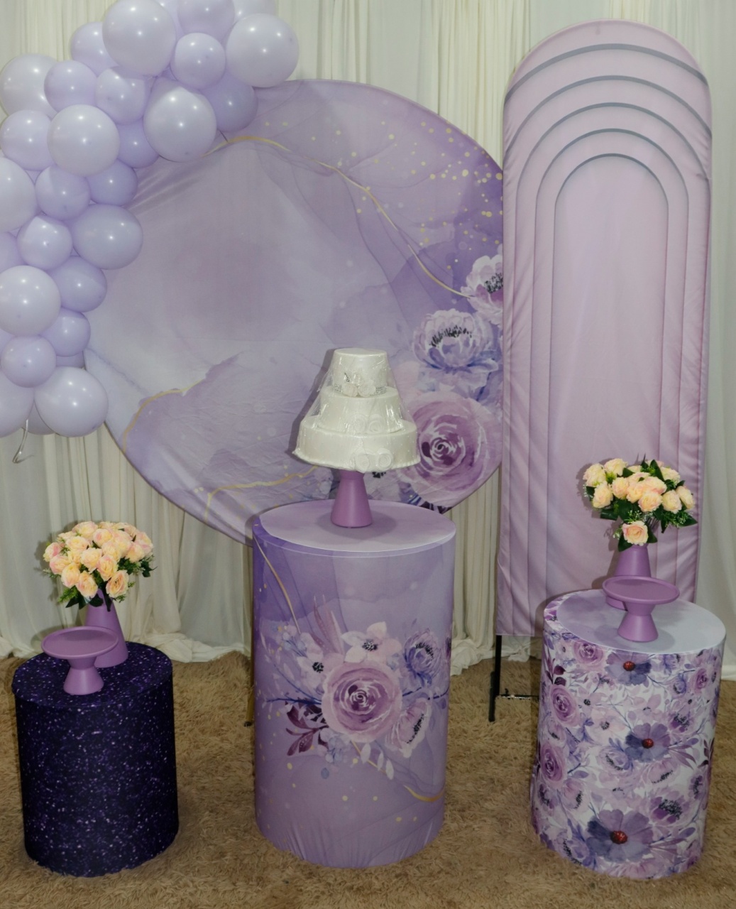 Tema Lilás Com Flores  - belas festa 