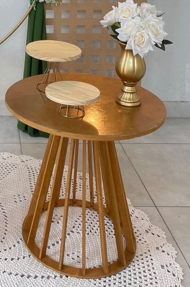 Mesa Cone de Madeira M - labeladecor