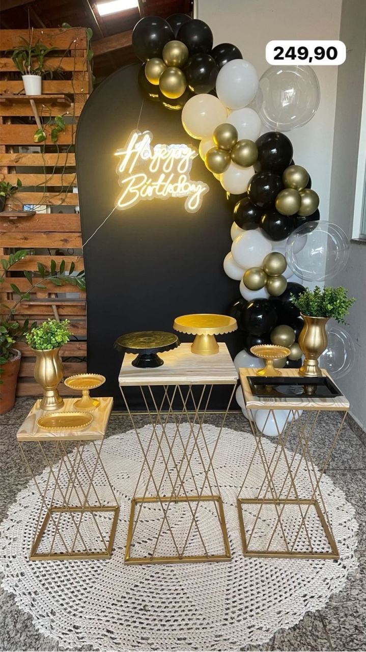 Kit P Romano  Preto E Dourado + Led E Tapete   - labeladecor