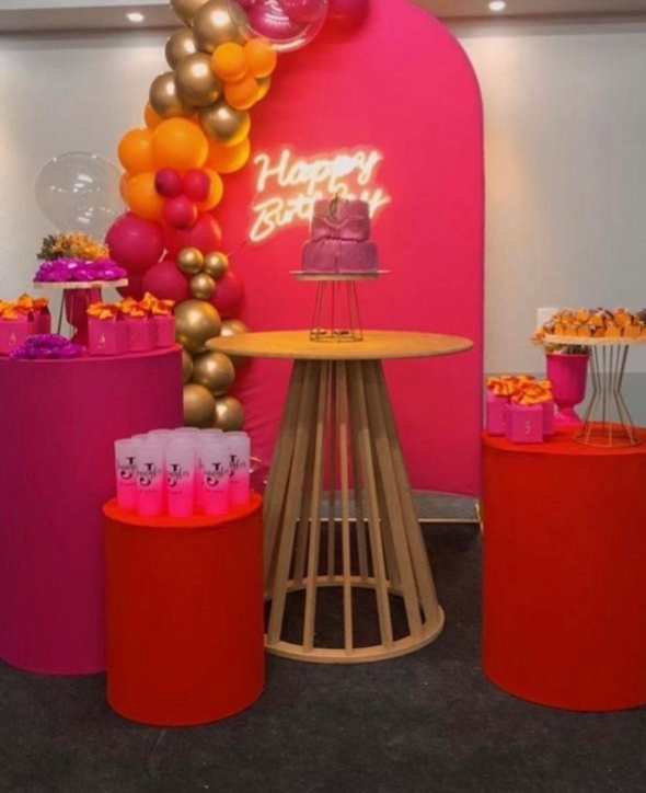 Kit Romano Pink Laranja Com Balão - labeladecor
