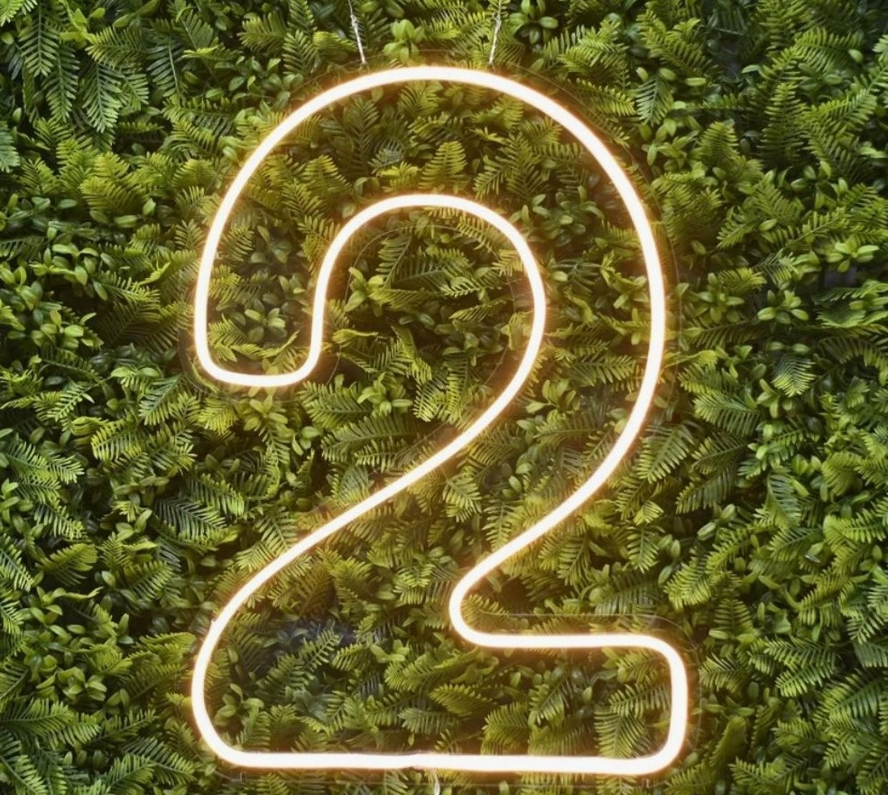 ✨ Led Número 2 - labeladecor