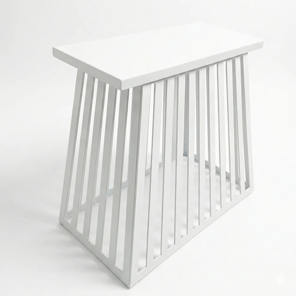 Mesa Ripada Triangulo  Branca  - labeladecor