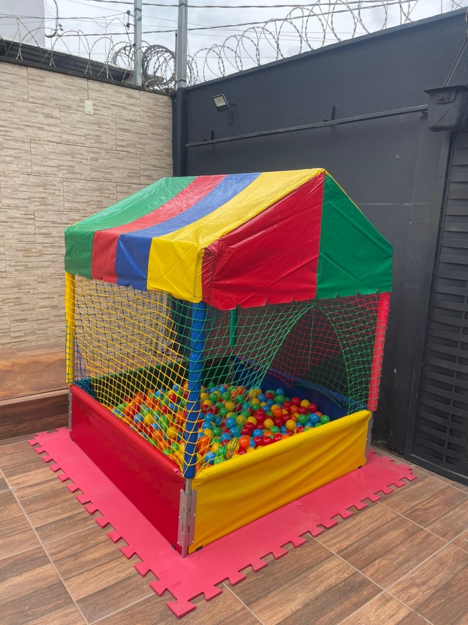 Piscina de Bolinha - labeladecor