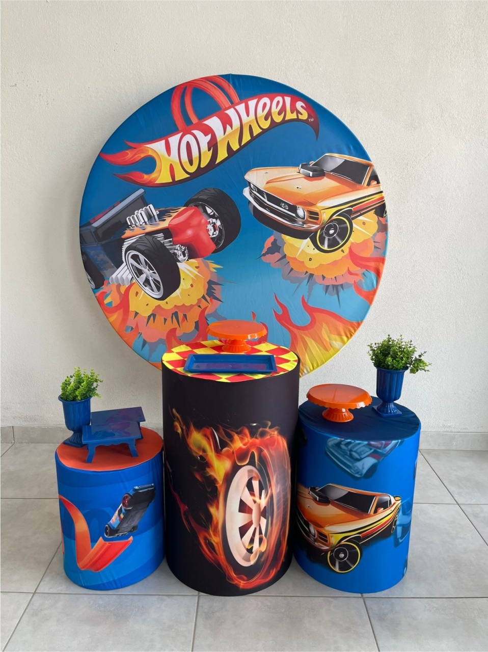 Kit P Hot Wheels Com Balão - labeladecor