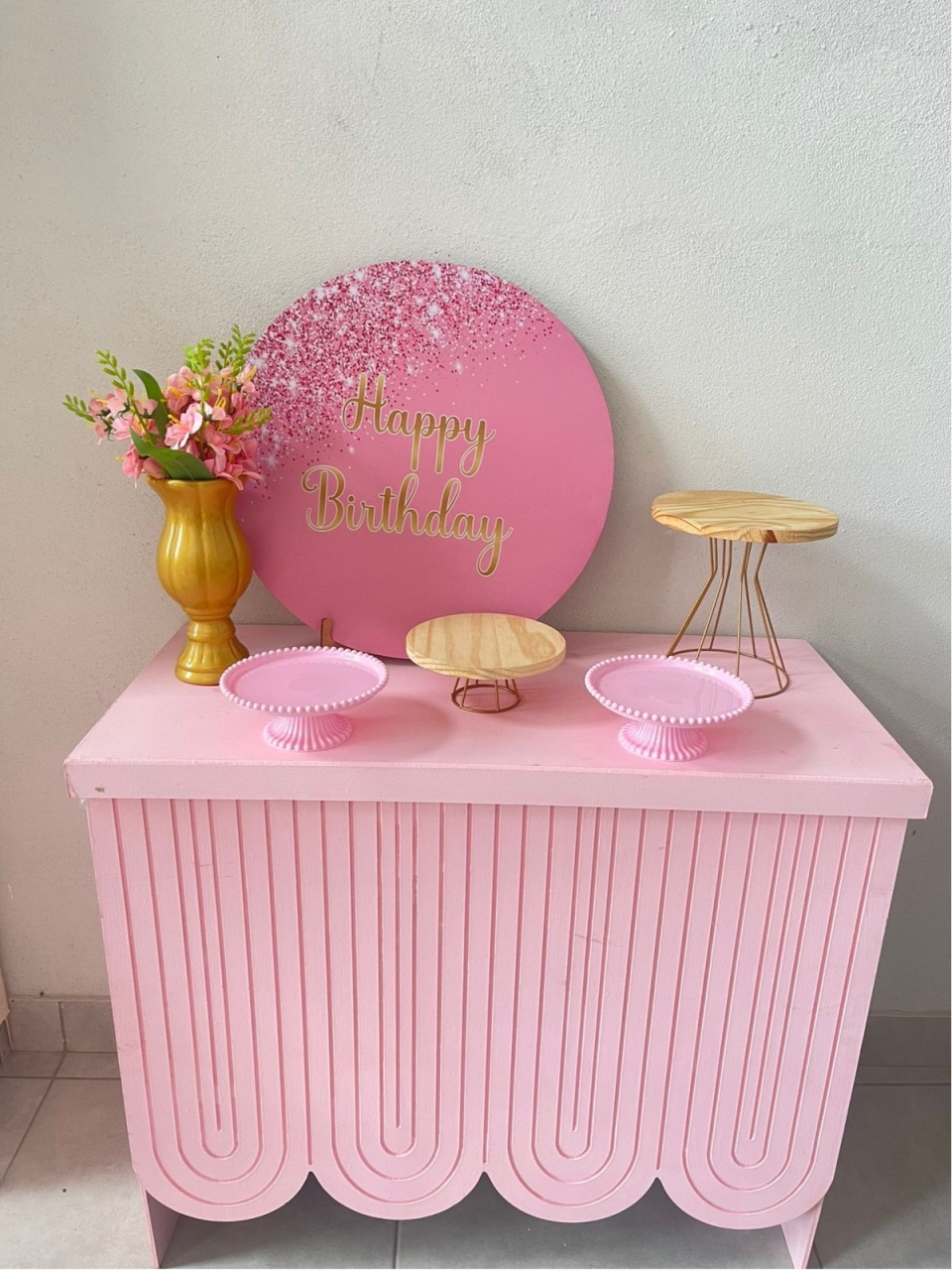 Kit Mesa Happy Rosa Com Dourado Com Mesa  - labeladecor