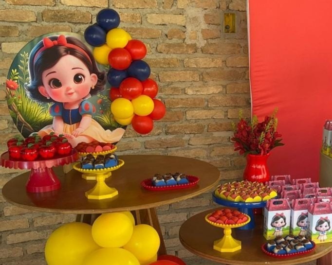 Kit Mesa Branca de Neve Baby  - labeladecor