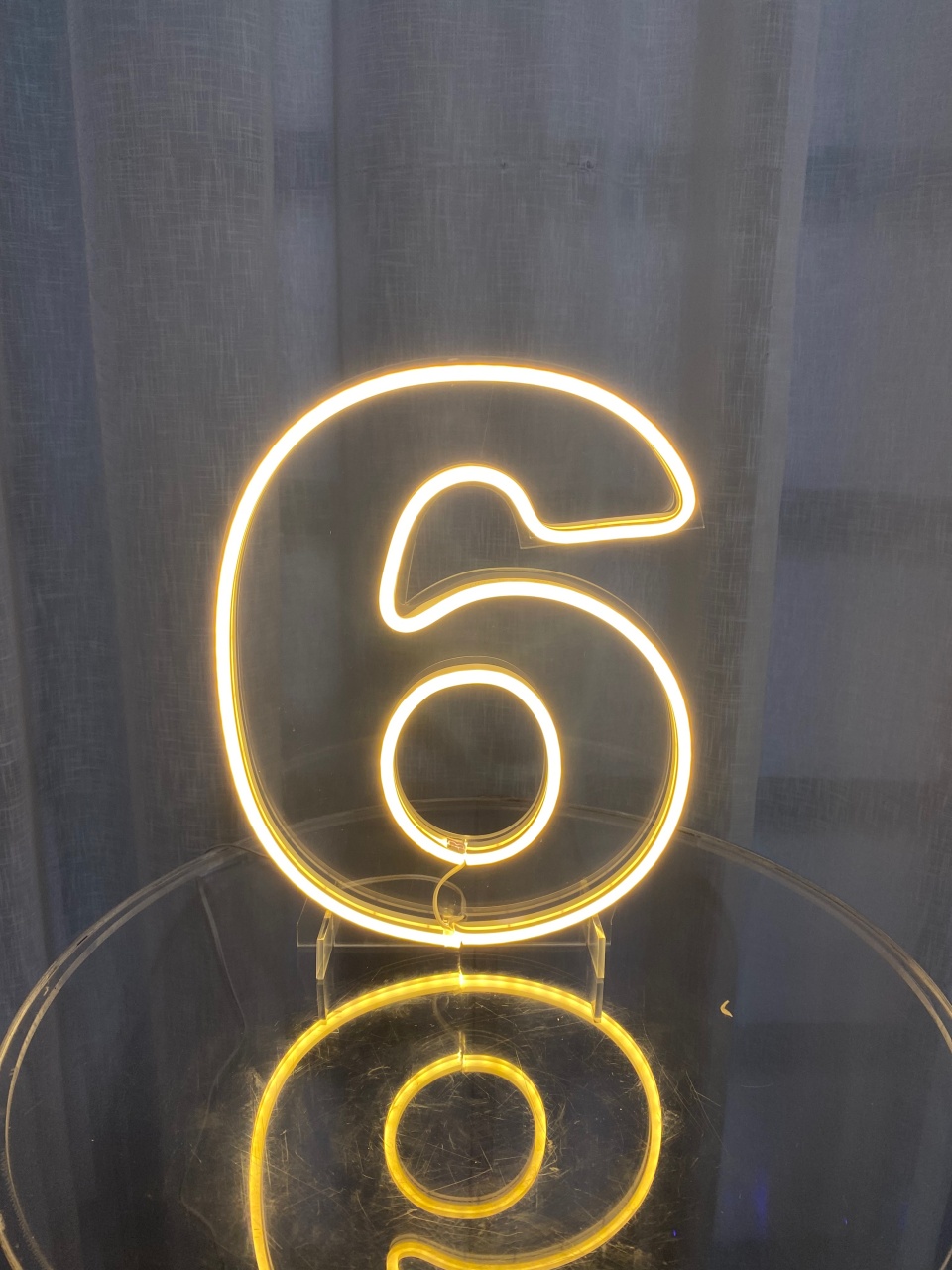 Led Número 6 - Balões decor