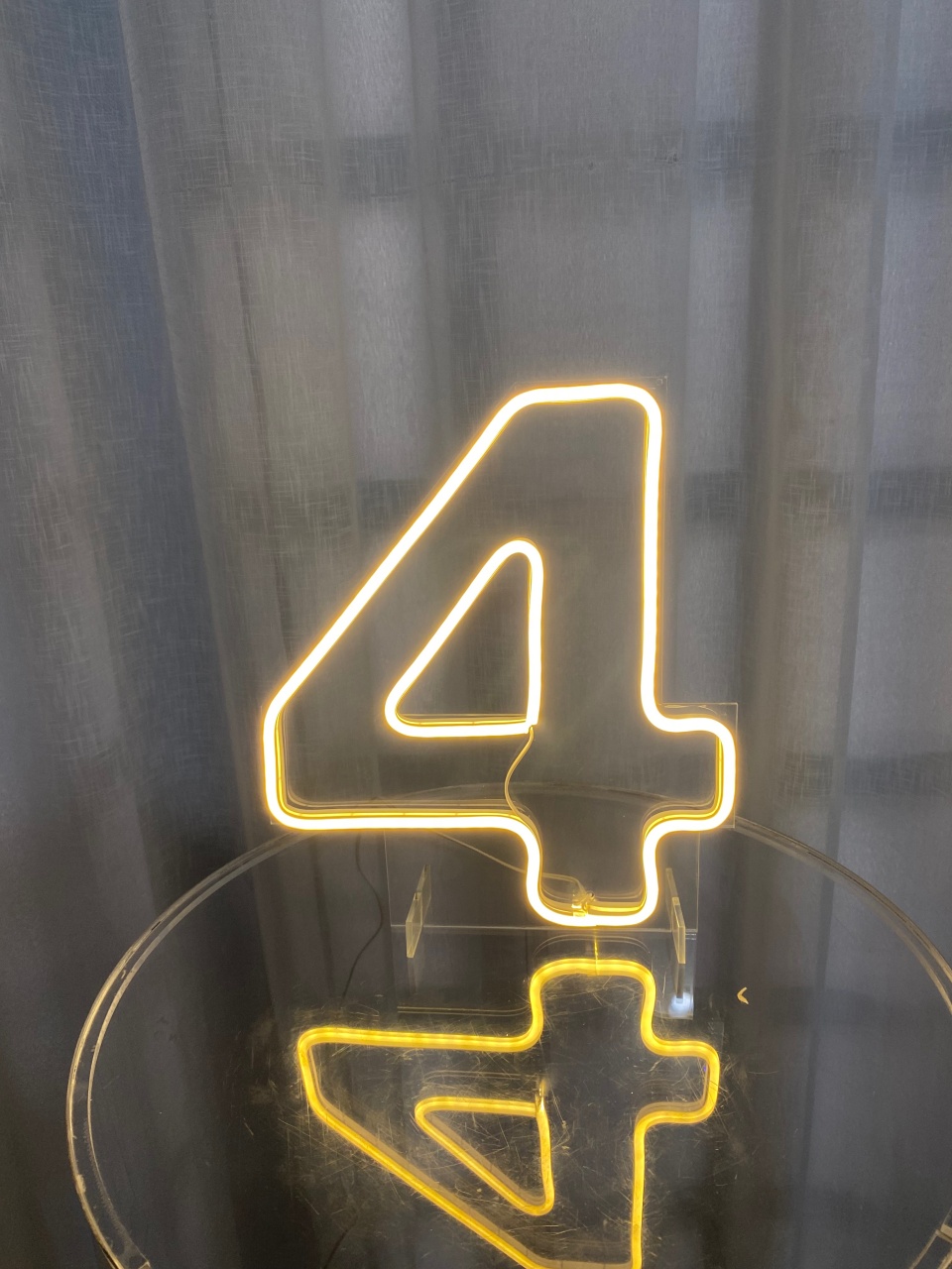 Led Número 4 - Balões decor