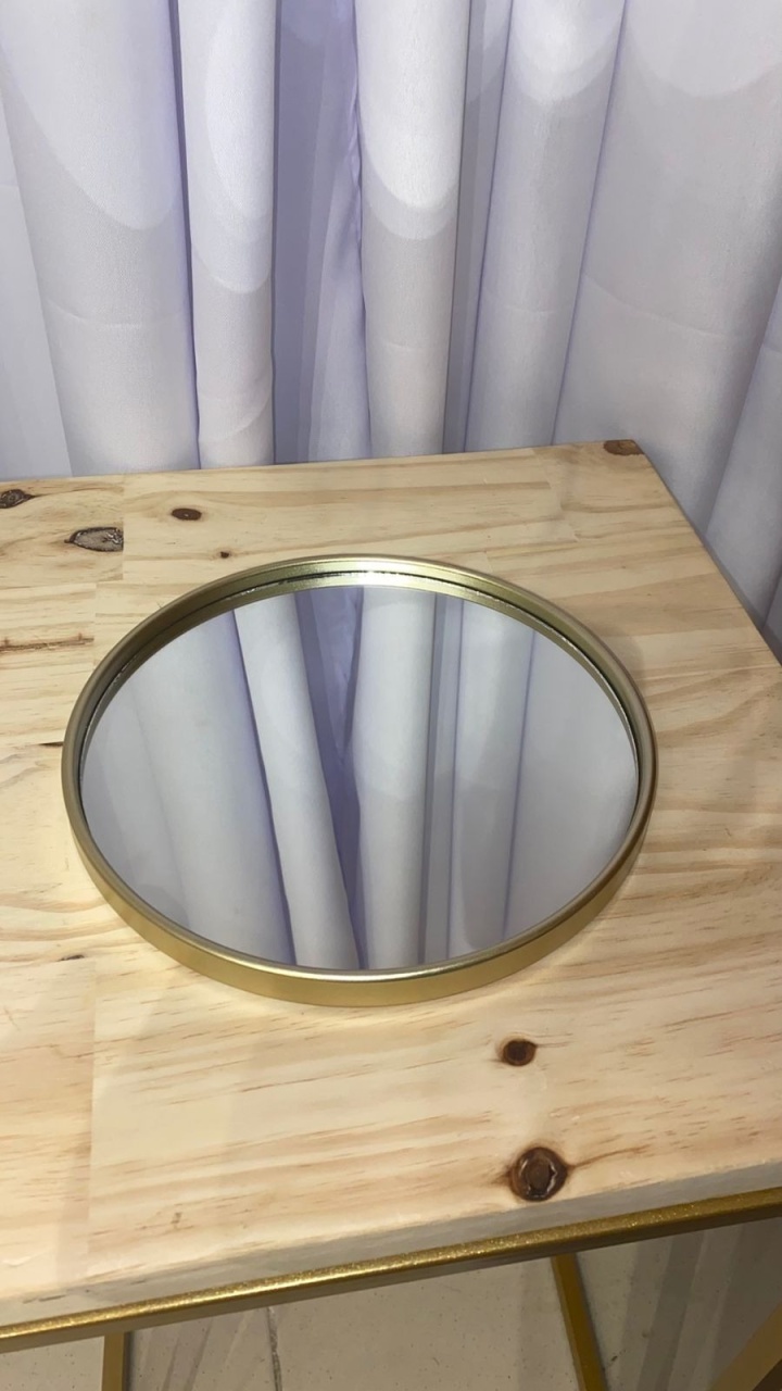Bandeja Redonda 20 Cm Espelho Com Borda Dourado  - Balões decor