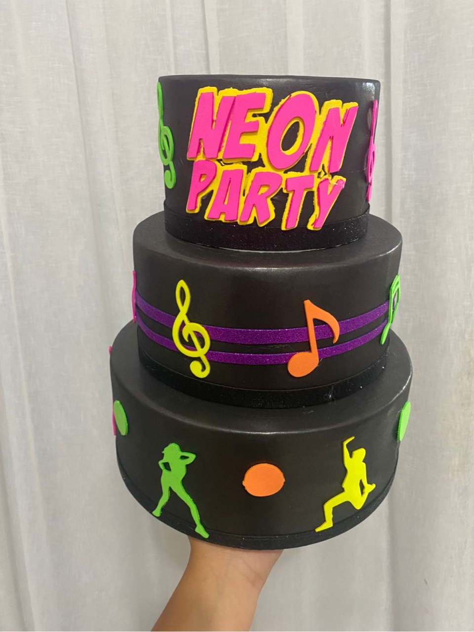 Bolo Festa Neon - Balões decor