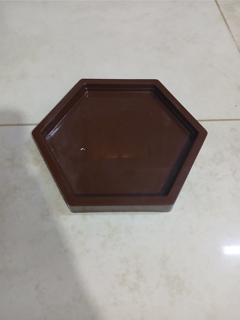 Bandeja Sextavada Marrom - Balões decor