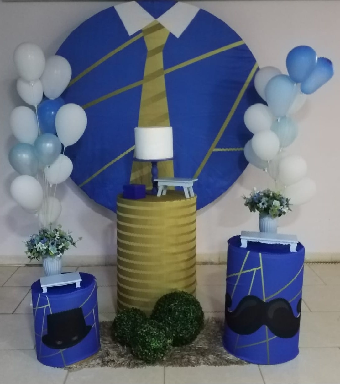 Homem Adulto - Bronze - Não Acompanha Balões - PEGUE E MONTE CLOTILDE ALBA