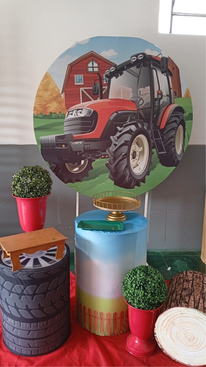 Kit Pegue E Monte Trator Vermelho  - Dadule decor