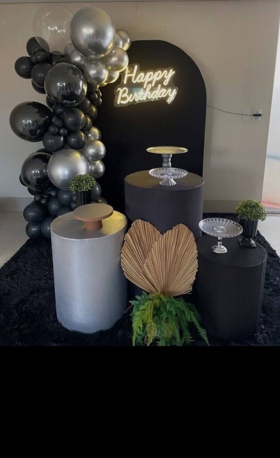 Kit Pegue Monte  Romano Preto E Prata Adulto  - Dadule decor